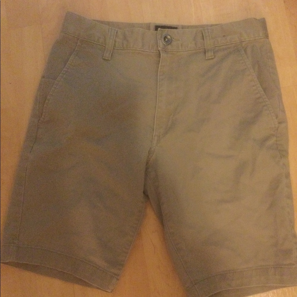 RVCA Mens Stretch Shorts. 29w